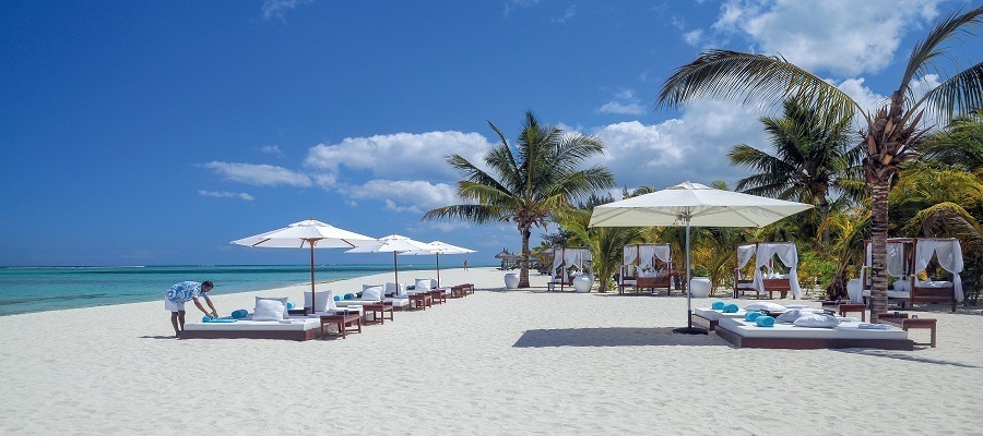 Dinarobin_Spiaggia_1_Acentro