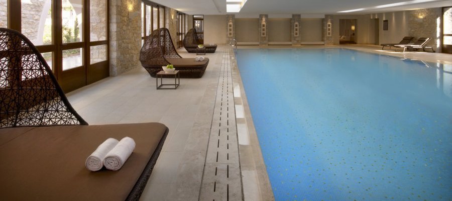 Westin_Costa_Navarino_Piscina_Interna -Acentro