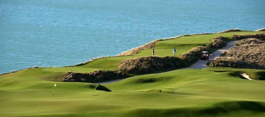 Crowne_Plaza_Yas_Island_golf -golfvacanze