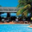 Half_Moon_Piscina_Acentro