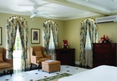 deluxe suite half moon