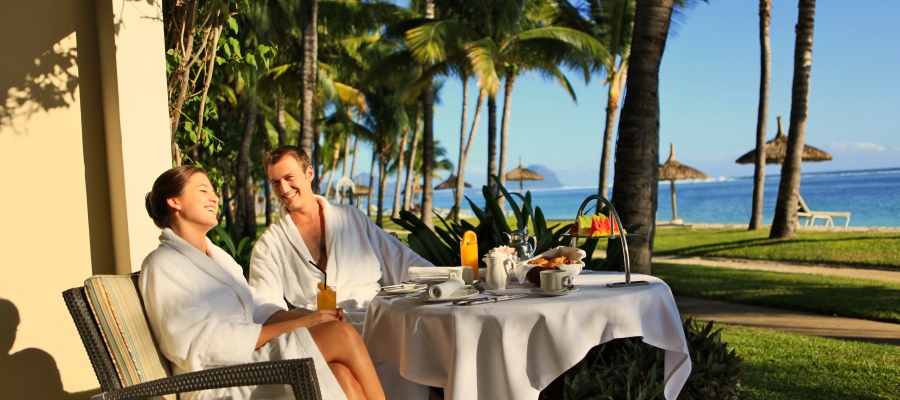 Sugar_Beach_Resort_Room_Service-
